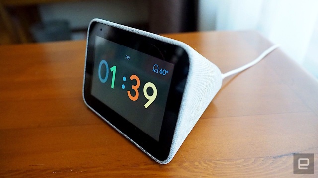 Lenovo discounts its Google Assistant-powered Smart Clock to $40