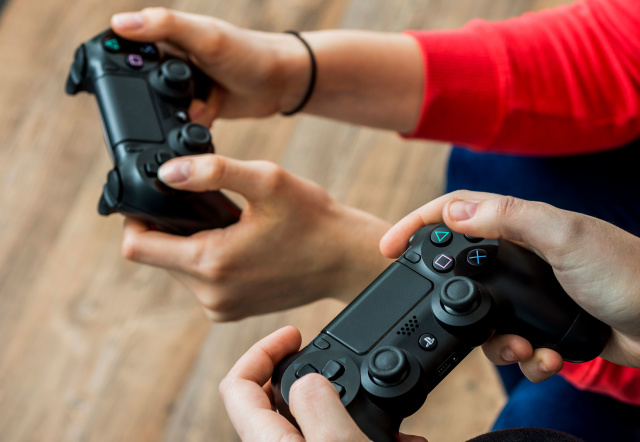 People are still spending record amounts on gaming in the US this year